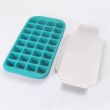 Lékué ijsblokjesvorm uit rubber met dienblad voor 32 ijsblokken blauw 33.5x18x3.3cm