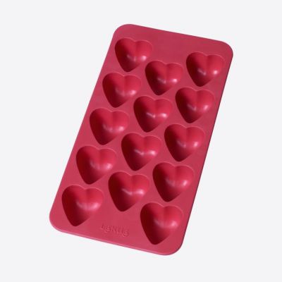 Lékué ijsblokjesvorm uit rubber voor 14 ijsblokjes hartjes rood 22x11x2.3cm