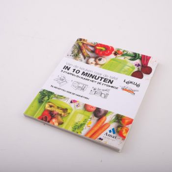 Lékué kookboek 'Van de keuken tot de tafel in 10 minuten' NL